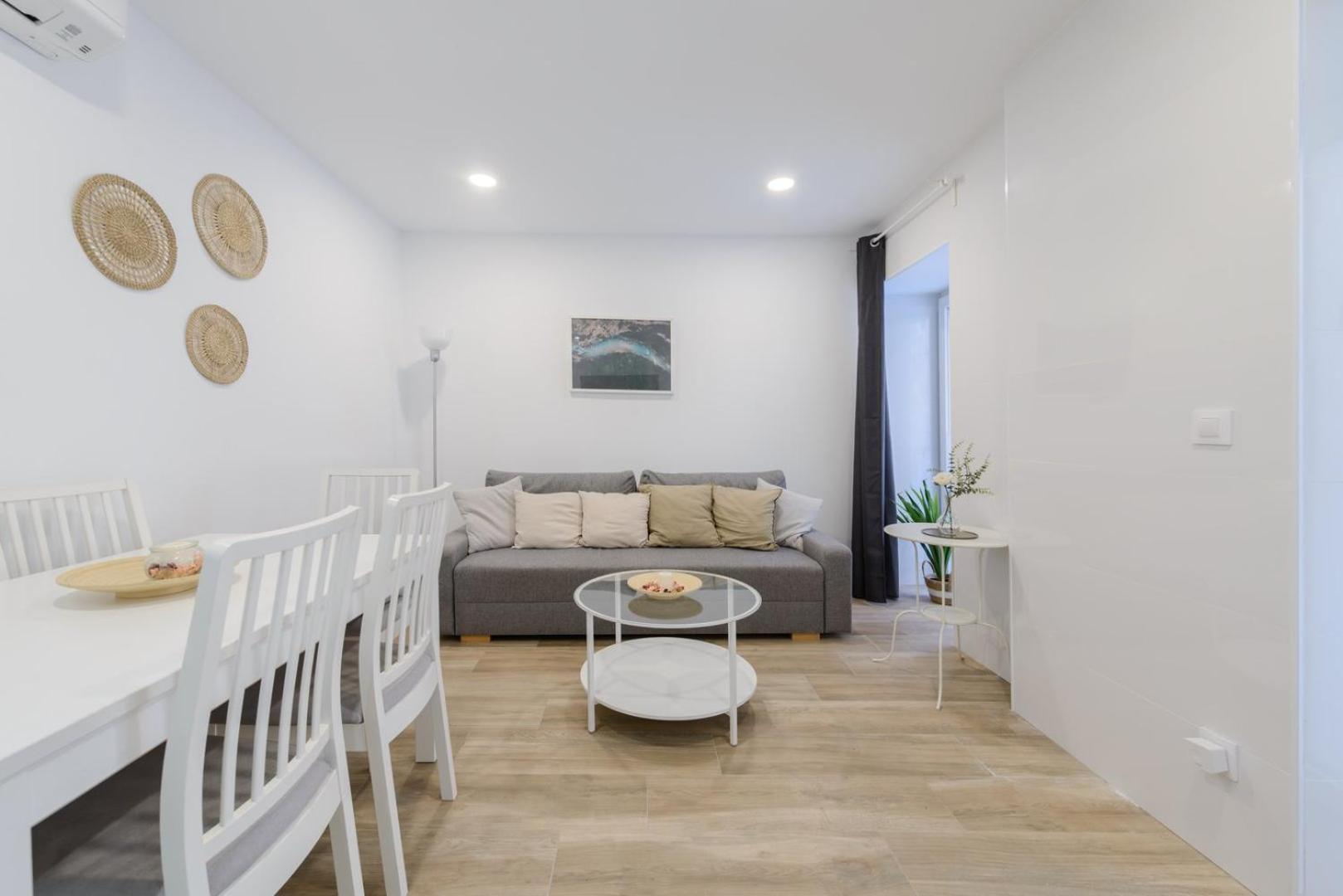 Guestready - Lindo Estudio Cerca Puerta De Toledo Madrid Exterior photo